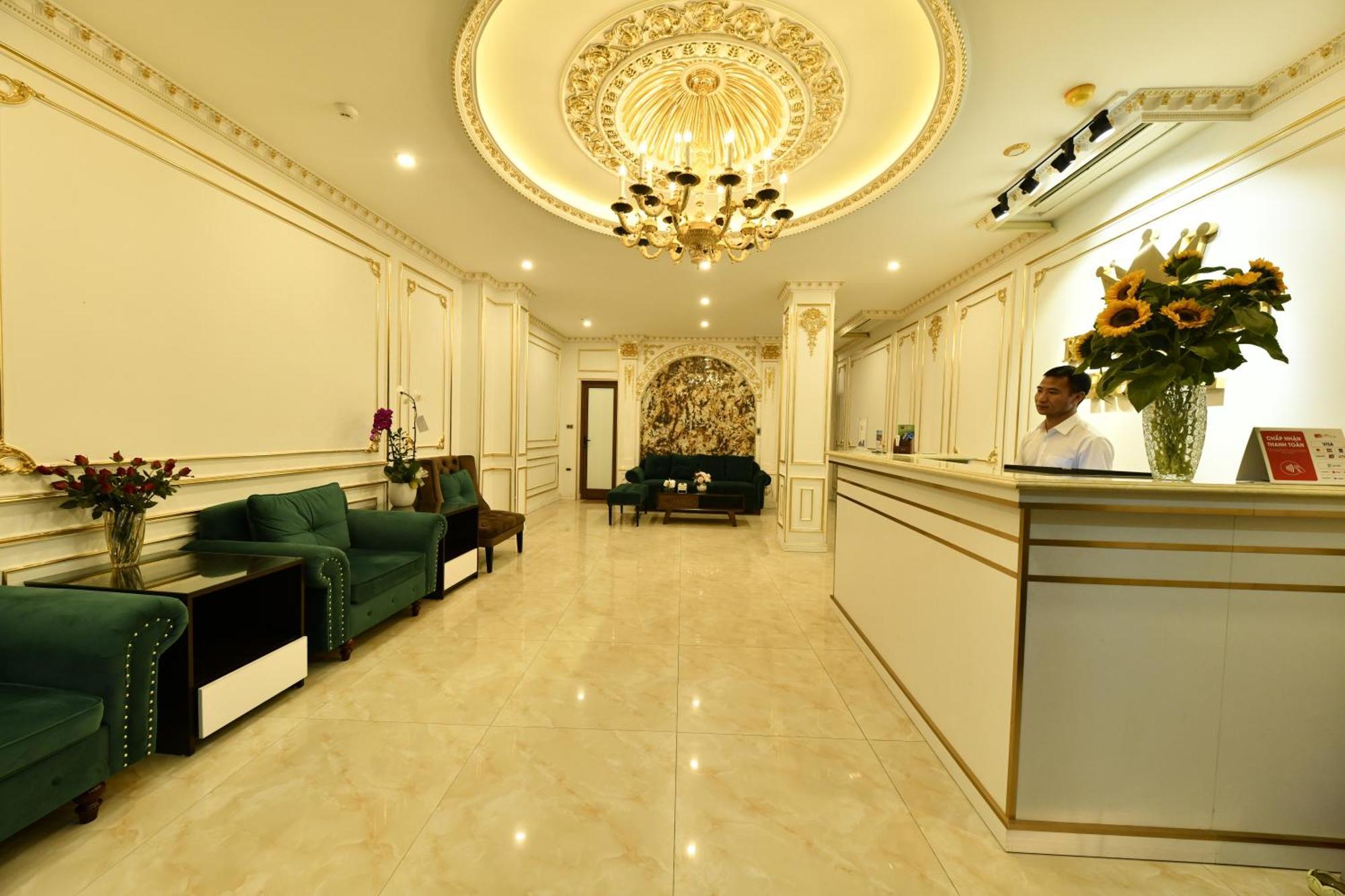 Kingdom Hotel 3*